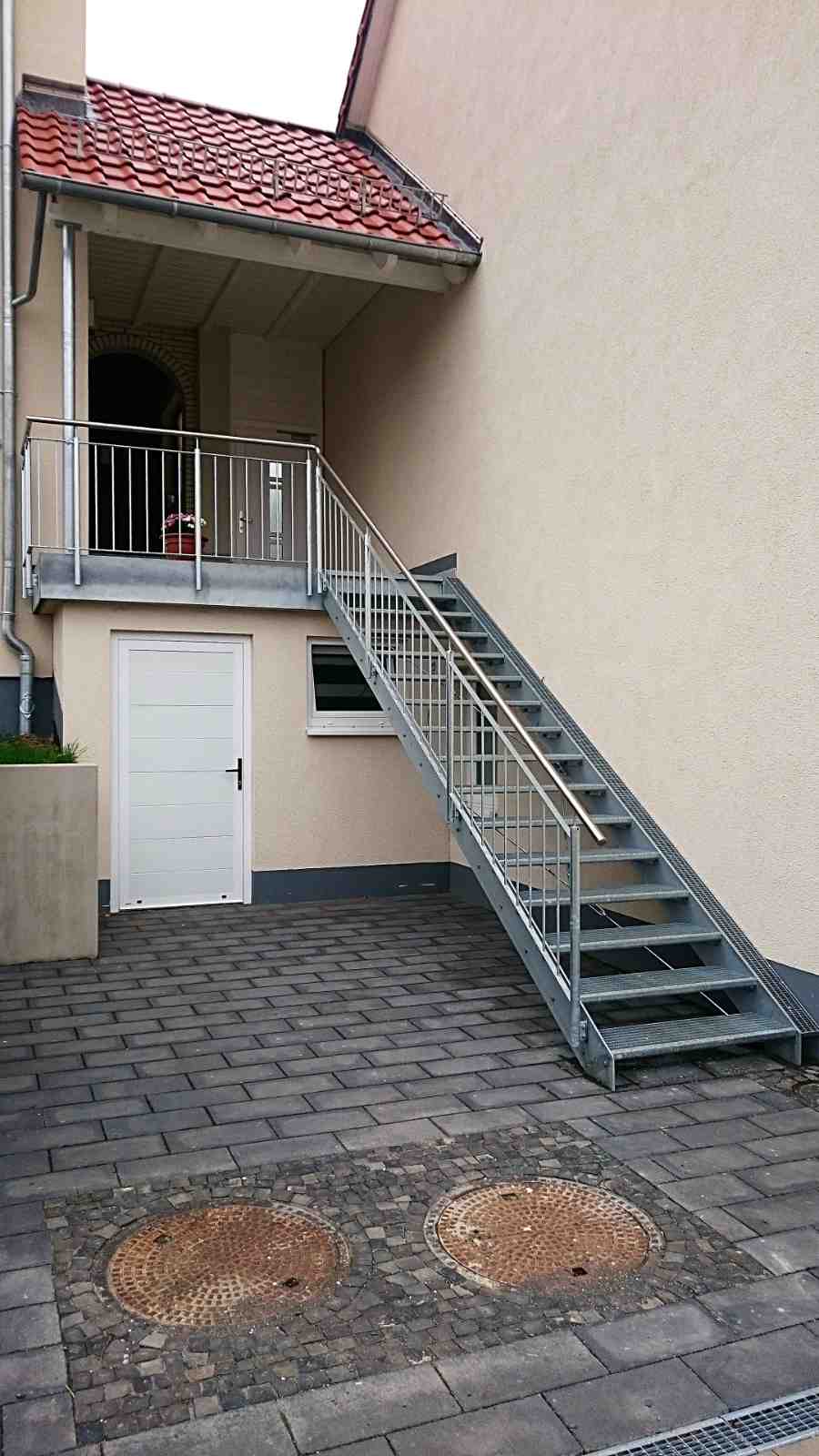 Außentreppen – Aufermann Metall- & Stahlbau