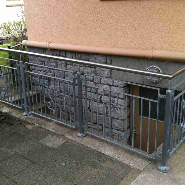 gelaender-aussen-24 Geländer außen-24