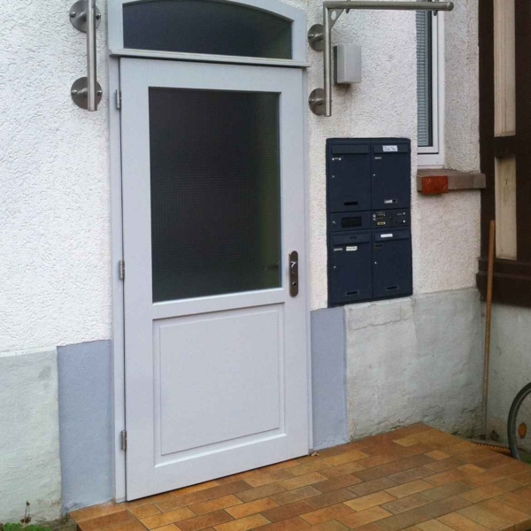 10 - Vordach, Edelstahl, Glas (Göttingen)