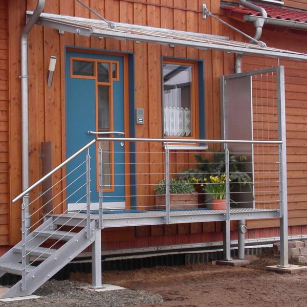 15 - Abgehängtes Vordach (Immenhausen)