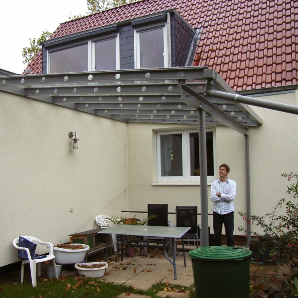 16 - Terassenüberdachung, Stahl verzinkt, pulverbeschichtet (Göttingen)